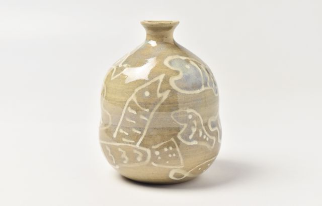 余宮隆 113 魚柄一輪差し | 暮らしのうつわ花田 和食器 通販 余宮隆 113 魚柄一輪差し | 暮らしのうつわ花田 和食器 通販