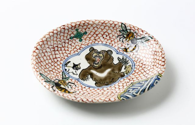 【新品】松浦コータロー　小鉢　獅子　牡丹 松浦コータロー 58 色絵スズメバチ熊文楕円小皿 ｜ 暮らしのうつわ花田