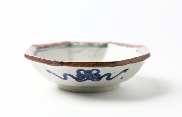 松浦コータロー 40A 色絵彫花竹虎文八角向付（緑） ｜ 暮らしのうつわ