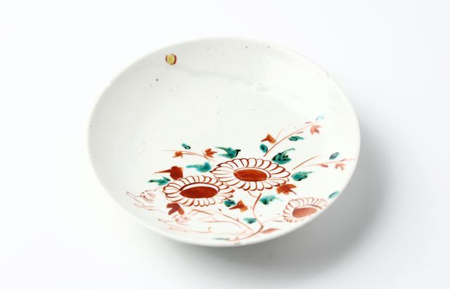 松浦ナオコ 4 赤絵花兎文5寸皿 ｜ 暮らしのうつわ花田 和食器 通販