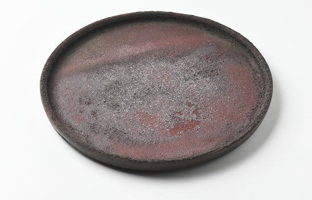 野口悦士 228 赤錆平皿 ｜ 暮らしのうつわ花田 和食器 通販