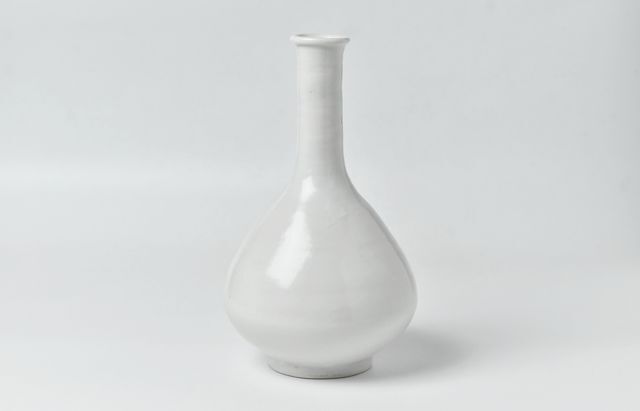 水垣千悦 15 白磁鶴首 ｜ 暮らしのうつわ花田 和食器 通販