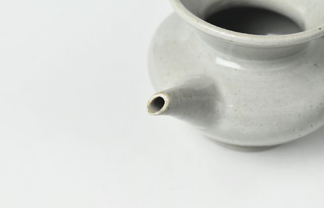 日高伸治 5A 片口茶海 青白磁 ｜ 暮らしのうつわ花田 和食器 通販