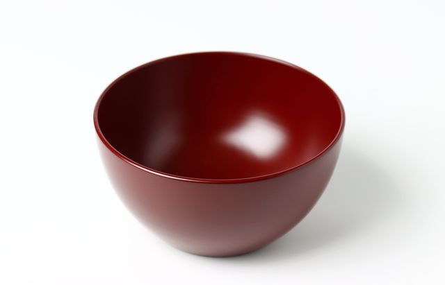 赤い漆器 ボウル 銀色の葉模様 赤い漆器 ボウル 銀色の葉模様