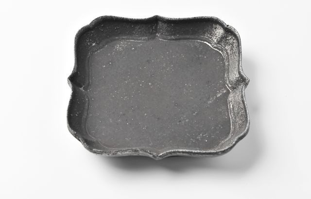 山本哲也 3 sabi-稜花入隅四方皿 ｜ 暮らしのうつわ花田 和食器 通販