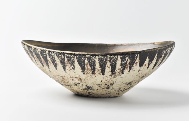 山本哲也 43 金彩釉印判オーバルボウル（大） ｜ 暮らしのうつわ花田