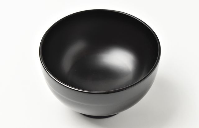 【美品】丸盆 朱 九寸 明漆会 信州木曽平澤 野口漆工房 輪島塗 丸盆8.5寸 寿松 沈金（外黒内朱） – 漆陶舗あらき 輪島塗