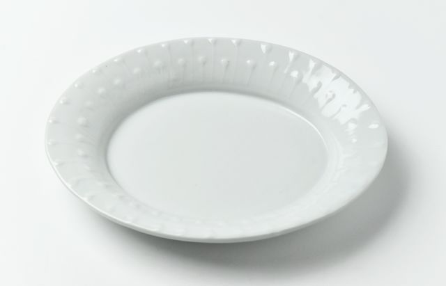 高原真由美 8 楕円皿 白磁いっちん雫 ｜ 暮らしのうつわ花田 和食器 通販