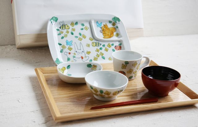 花田（MOAS） お食い初めセット（きいろのヤマブキ）木箱付 ｜ 暮らし