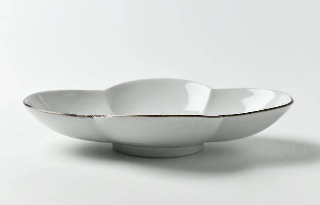 水野克俊 52 白磁口紅細木瓜皿（大） ｜ 暮らしのうつわ花田 和食器 通販