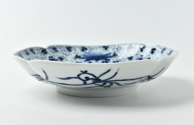 岩永浩 花唐草文四方7寸皿 ｜ 暮らしのうつわ花田 和食器 通販