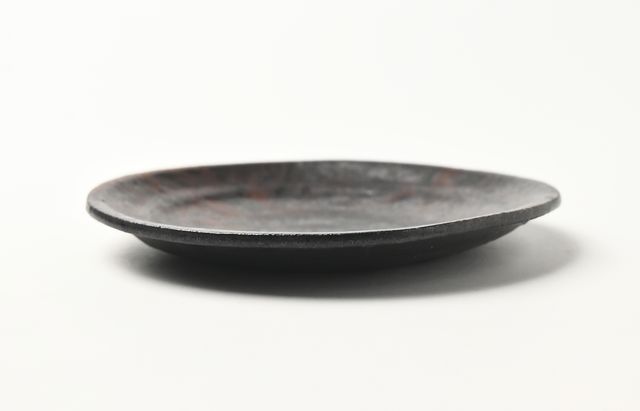 吉田学 鉄釉リム5寸皿 ｜ 暮らしのうつわ花田 和食器 通販
