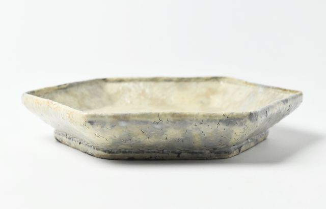 工藤和彦 50 白樺ホワイト六角皿 ｜ 暮らしのうつわ花田 和食器 通販