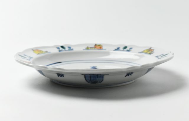 重田 良古 色絵家柄8寸リム皿 ｜ 暮らしのうつわ花田 和食器 通販