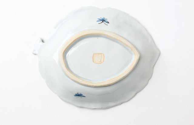 山本恭代 25 色絵花文葉形浅鉢（紫黄） ｜ 暮らしのうつわ花田 和食器 通販