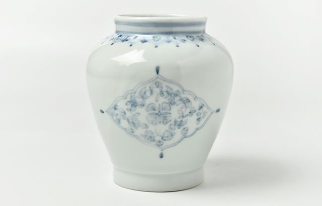 稲村真耶 さん 花器 稲村真耶｜暮らしのうつわ 花田 作家もの和食器専門店 通販
