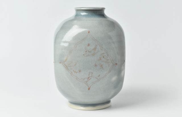 稲村真耶 渋蒼釉赤絵壺 ｜ 暮らしのうつわ花田 和食器 通販