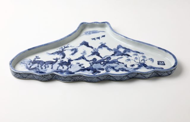 浦陽子 1 染付馬鹿麓図山型平皿 ｜ 暮らしのうつわ花田 和食器 通販
