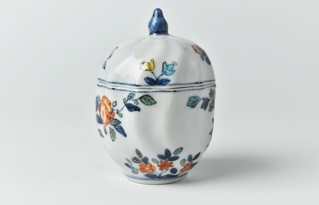 浦陽子 7A 色絵鳥と牡丹文捻じ蓋物 豆男 ｜ 暮らしのうつわ花田 和食器