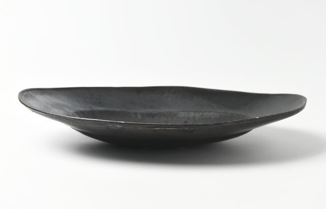 林拓児 45 黒釉楕円皿大 ｜ 暮らしのうつわ花田 和食器 通販