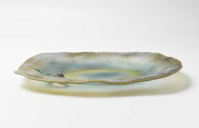 d.Tam 中村孝子/桃子 4 レリーフ皿ひとつの実 赤 ｜ 暮らしのうつわ