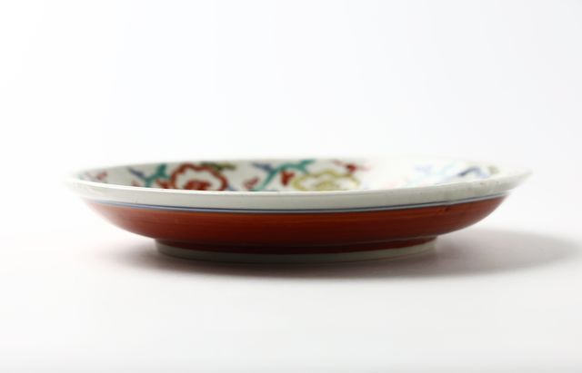 松浦ナオコ 15 色絵唐草人物文6.5寸皿 ｜ 暮らしのうつわ花田 和食器 通販