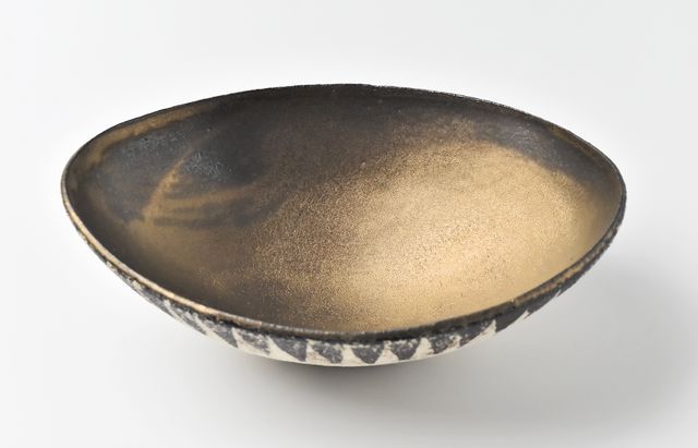 山本哲也 43 金彩釉印判オーバルボウル（大） ｜ 暮らしのうつわ花田