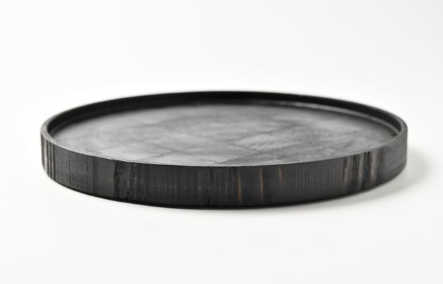 森下綾 17 リム皿7寸 黒色 杉 ｜ 暮らしのうつわ花田 和食器 通販