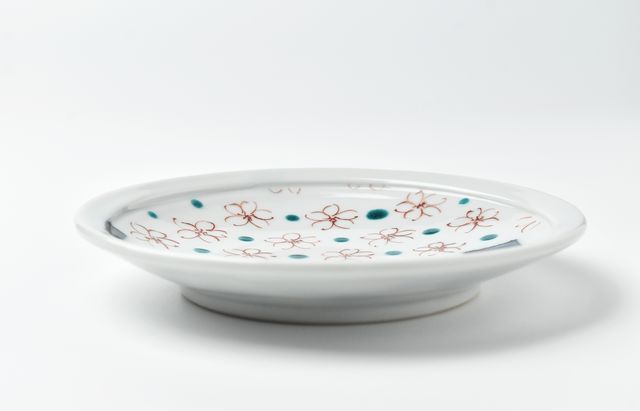 タナカ　陽刻色絵皿。５枚 楽天市場】染錦花鳥萬歴 一方繋ぎ五寸皿 : TABLE ＆ STYLE