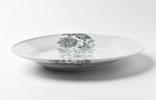 九谷青窯 106 花文8寸皿 ｜ 暮らしのうつわ花田 和食器 通販