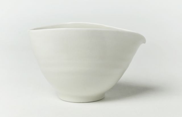 鈴木重孝 37 黄白磁釉中片口 ｜ 暮らしのうつわ花田 和食器 通販