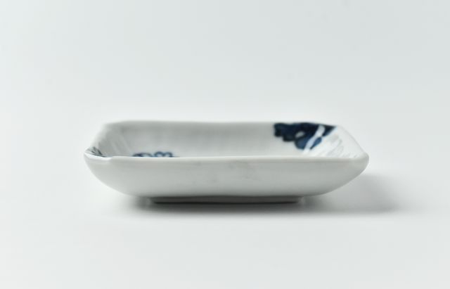 正木春蔵 3枚セット 丸みのある優雅なフォルムに 色鮮やかな草花文が描かれた正木春蔵さん