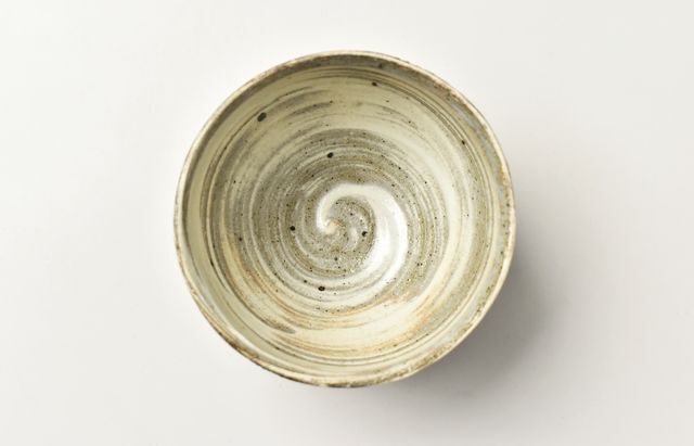 古賀雄二郎 刷毛目丸汲出 ｜ 暮らしのうつわ花田 和食器 通販