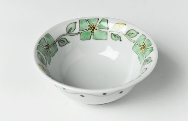 横井佳乃 14 4.5寸鉢 色絵 花めぐり ｜ 暮らしのうつわ花田 和食器 通販