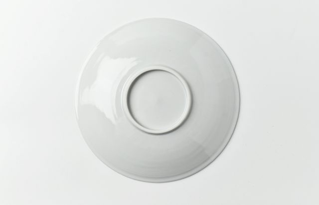 水野克俊 1 白磁しのぎ6寸皿 ｜ 暮らしのうつわ花田 和食器 通販