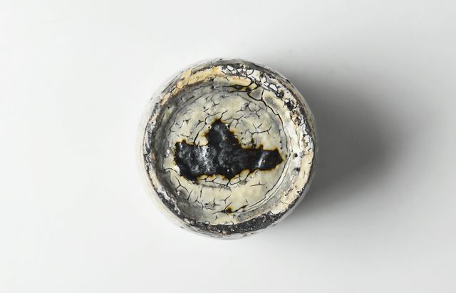 工藤和彦 129 白樺ホワイト筒湯呑（小） ｜ 暮らしのうつわ花田 和食器