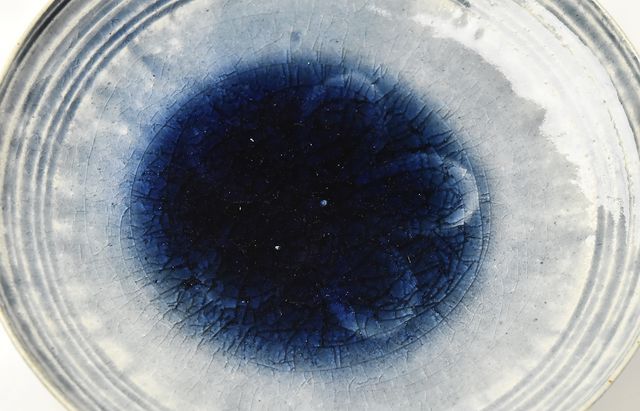 雪ノ浦裕一 18 藍釉花文皿 ｜ 暮らしのうつわ花田 和食器 通販