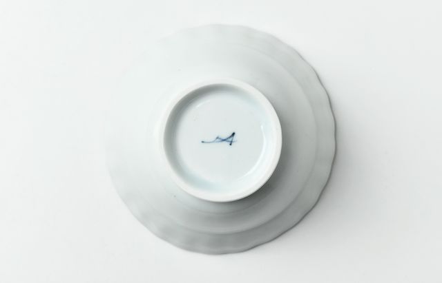 宮岡麻衣子 10 白磁輪花小鉢 ｜ 暮らしのうつわ花田 和食器 通販