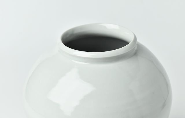 稲村真耶 白磁壺 ｜ 暮らしのうつわ花田 和食器 通販