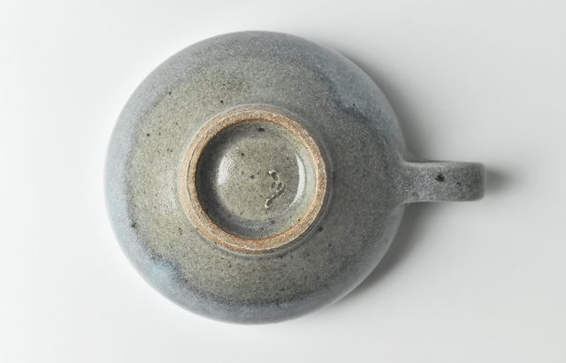 余宮隆 67 藁灰マット釉スープマグ ｜ 暮らしのうつわ花田 和食器 通販