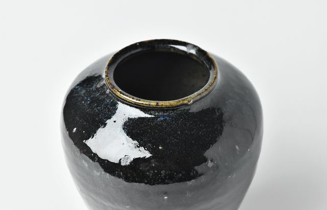 余宮隆 86 天目花入（大） ｜ 暮らしのうつわ花田 和食器 通販