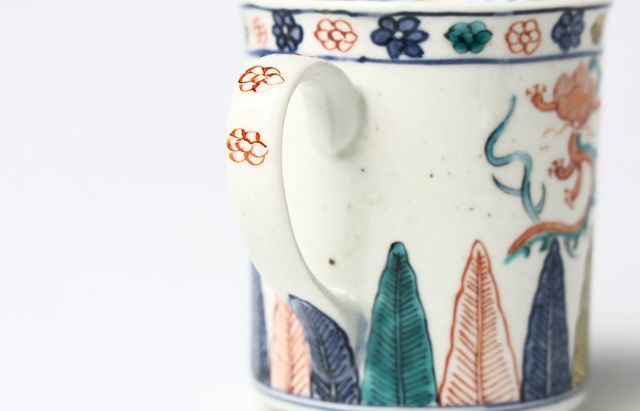 松浦ナオコ 16 色絵辰文マグカップ ｜ 暮らしのうつわ花田 和食器 通販