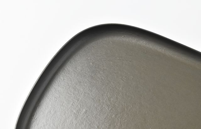 A 282 備前　　　作家物・角大皿　　（新品未使用品） KURO土たたら 八角皿 （大）(和風変形皿(中サイズ))|食器