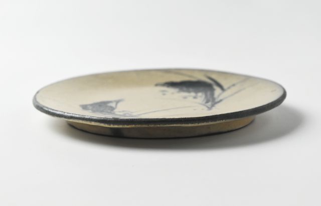 矢島操 11D 灰釉墨絵皿 ｜ 暮らしのうつわ花田 和食器 通販