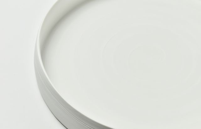鈴木重孝 純白磁大鉦鉢（大） ｜ 暮らしのうつわ花田 和食器 通販