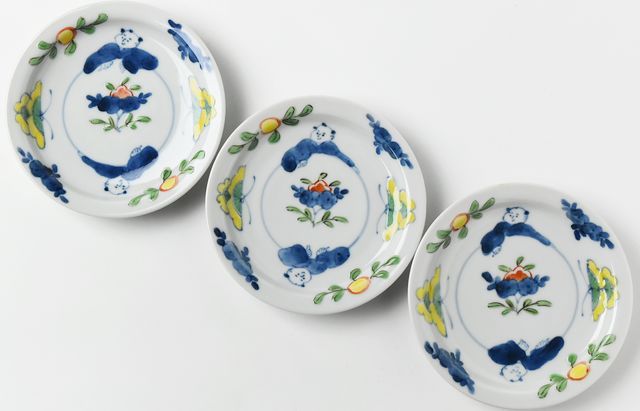 堀畑蘭 54 4寸小皿 色絵花蝶唐子 ｜ 暮らしのうつわ花田 和食器 通販