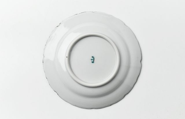 横井佳乃 3 4寸輸花皿 色絵 馬に花 ｜ 暮らしのうつわ花田 和食器 通販