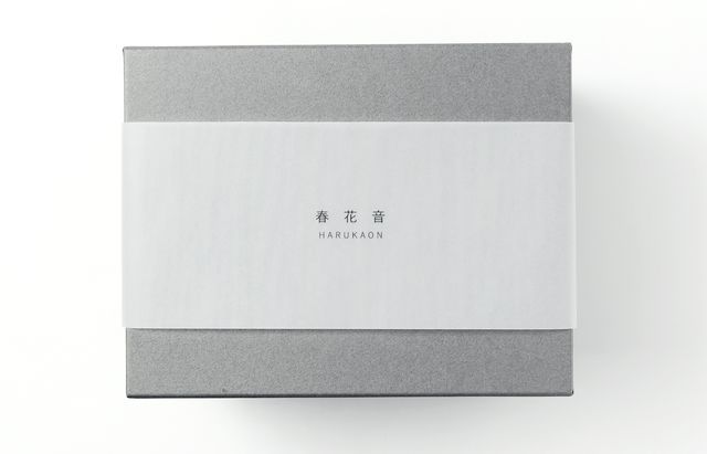 筒井廣明　葆光彩磁鉄仙文　蓋物　共箱 筒井廣明 葆光彩磁鉄仙文 蓋物 共箱