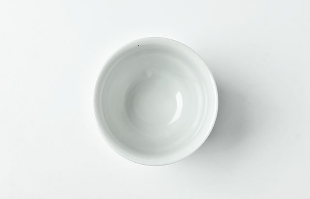 岡本修 染付木と動物猪口 ｜ 暮らしのうつわ花田 和食器 通販