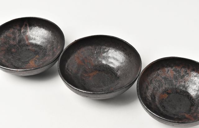 吉田学 鉄釉取り鉢 ｜ 暮らしのうつわ花田 和食器 通販